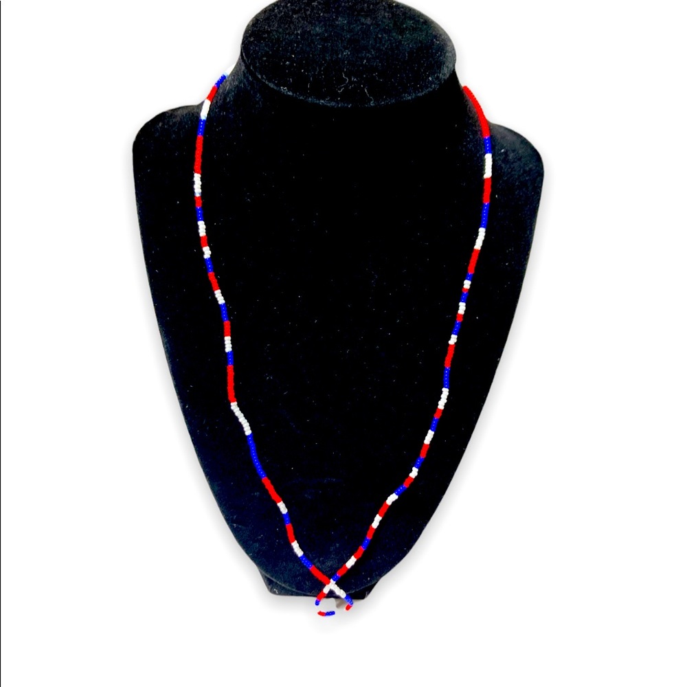 Native bead necklace - Picture 2 of 2